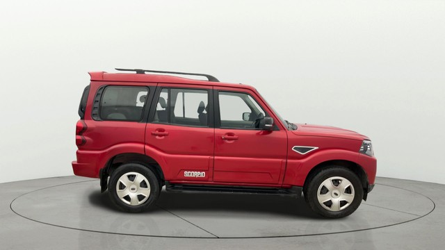 Second-hand 2019 Mahindra Scorpio S9 for sale in Lucknow-1