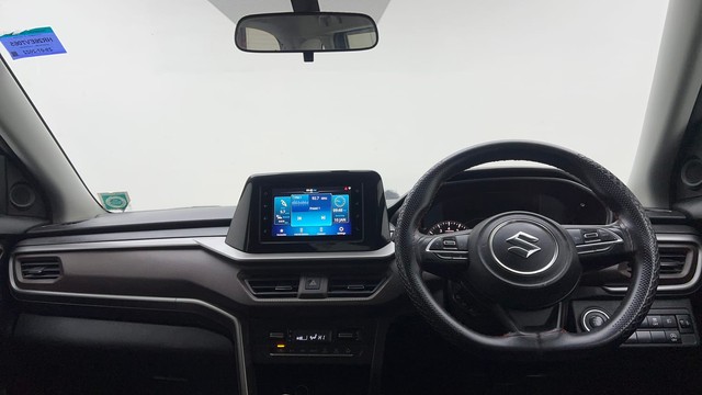 Second-hand 2022 Maruti Brezza Zxi for sale in Gurgaon-11