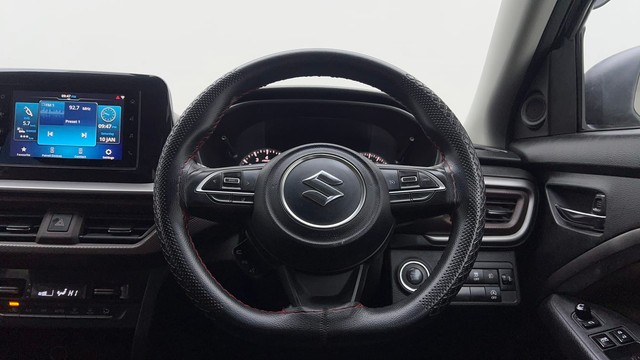 Second-hand 2022 Maruti Brezza Zxi for sale in Gurgaon-35