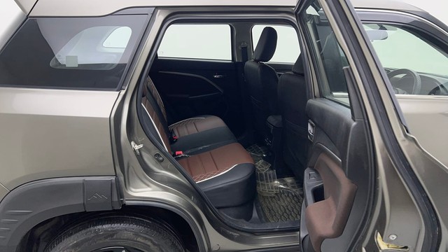 Second-hand 2022 Maruti Brezza Zxi for sale in Gurgaon-29