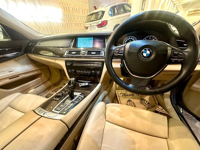 Second-hand 2014 BMW 7 Series Signature 730Ld for sale in New Delhi-4