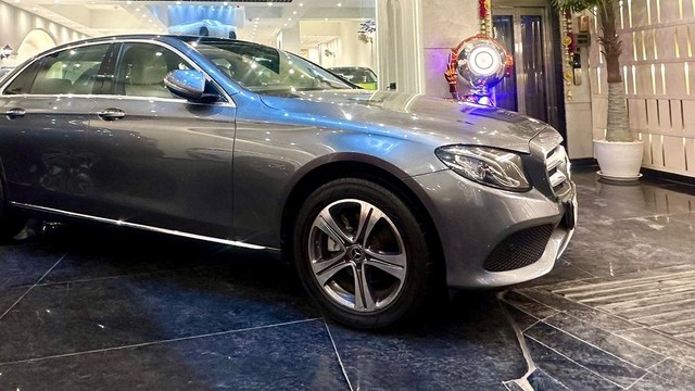 Second-hand 2014 BMW 7 Series Signature 730Ld for sale in New Delhi-12