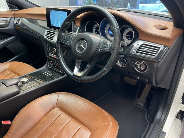 Second-hand 2015 Mercedes-Benz SLK-Class SLK 350 for sale in Mumbai-6