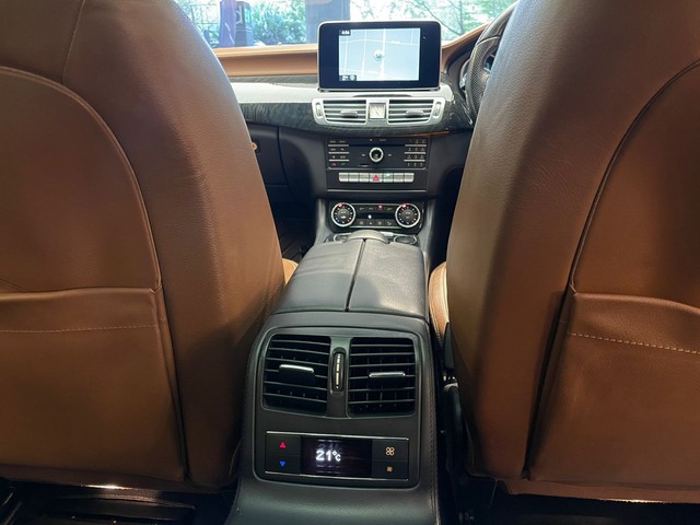 Second-hand 2015 Mercedes-Benz SLK-Class SLK 350 for sale in Mumbai-10