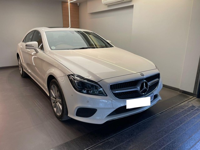 Second-hand 2015 Mercedes-Benz SLK-Class SLK 350 for sale in Mumbai-1