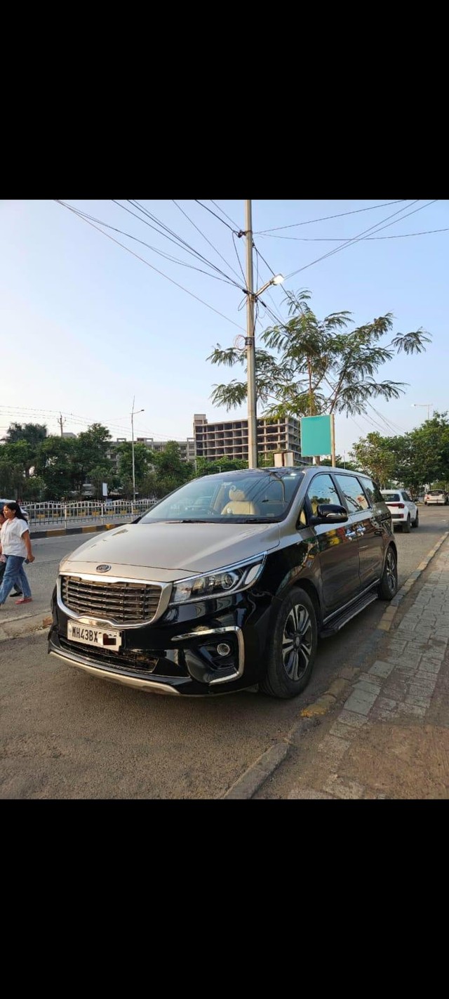 Kia Carnival Prestige 6 STR Second-hand 2021 Kia Carnival Prestige 6 STR for sale in Indore-2