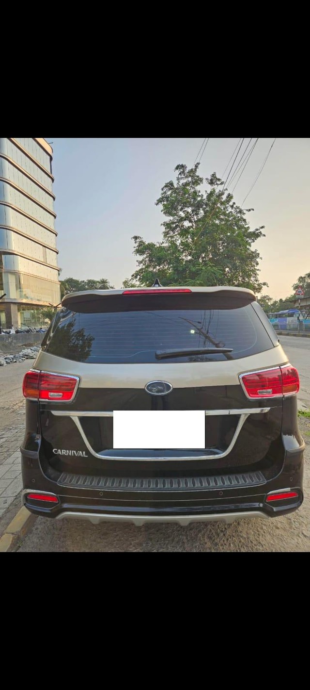 Kia Carnival Prestige 6 STR Second-hand 2021 Kia Carnival Prestige 6 STR for sale in Indore-4