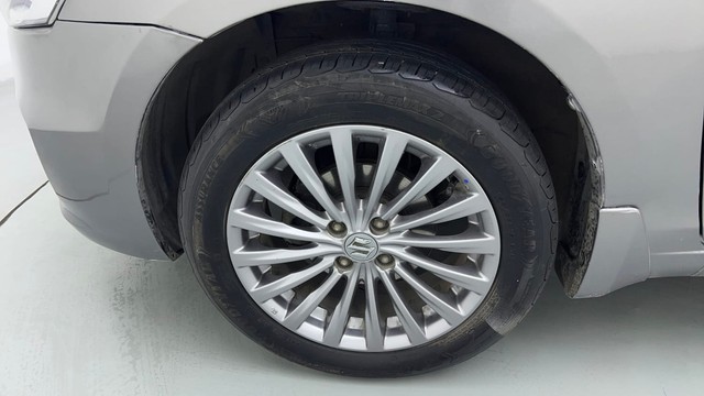 Second-hand 2017 Maruti Suzuki Ciaz Petrol for sale in Ghaziabad-20