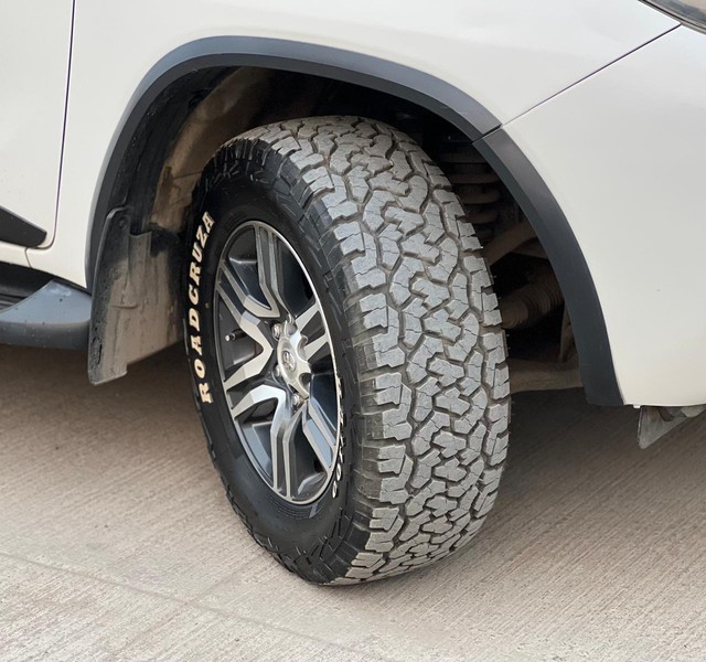 Second-hand 2019 Toyota Fortuner 2.8 2WD MT BSIV for sale in Pune-6