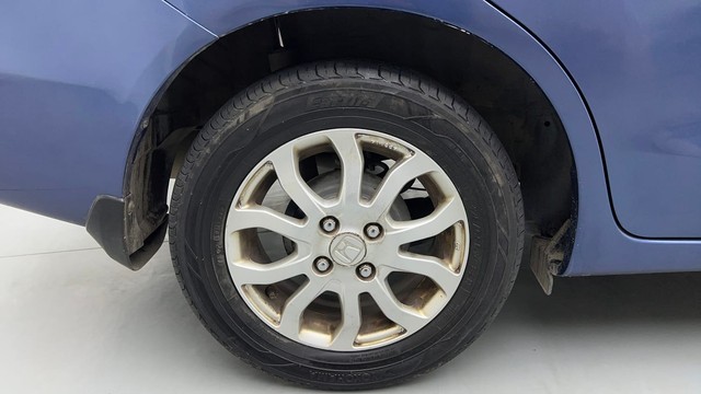 Second-hand 2016 Honda Amaze 2nd Gen VX for sale in Lucknow-18