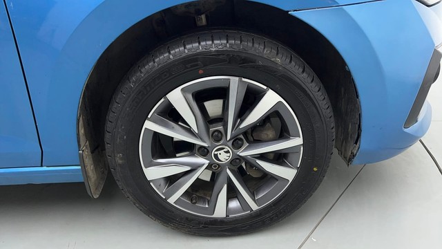 Second-hand 2022 Skoda Slavia 1.0 TSI Style AT BSVI for sale in Noida-17