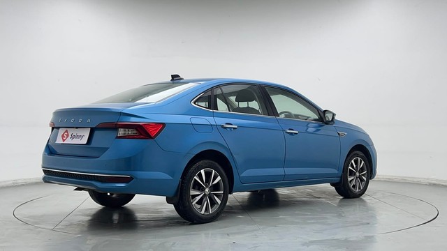 Second-hand 2022 Skoda Slavia 1.0 TSI Style AT BSVI for sale in Noida-3