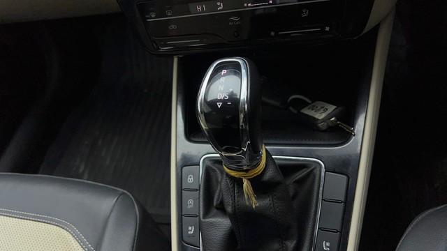 Second-hand 2022 Skoda Slavia 1.0 TSI Style AT BSVI for sale in Noida-12