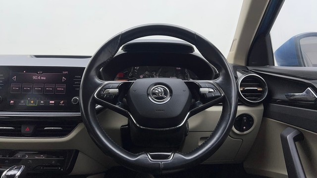 Second-hand 2022 Skoda Slavia 1.0 TSI Style AT BSVI for sale in Noida-25