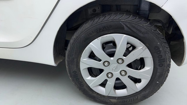 Second-hand 2015 Hyundai EON Magna for sale in Gurgaon-19