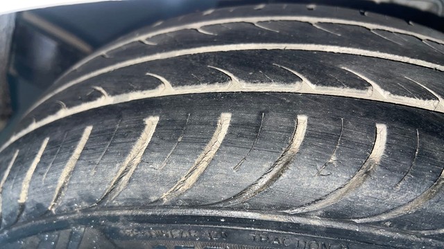 Second-hand 2015 Hyundai EON Magna for sale in Gurgaon-36