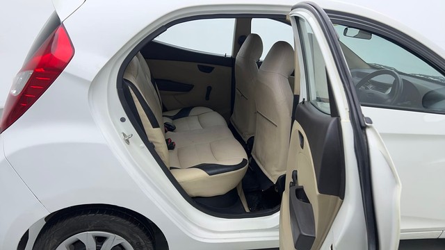 Second-hand 2015 Hyundai EON Magna for sale in Gurgaon-30