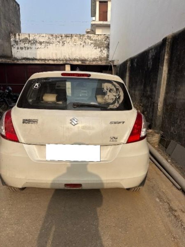 Second-hand 2014 Maruti Swift ZXI for sale in Haridwar-1