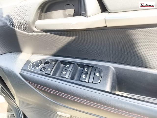 Second-hand 2023 Kia Sonet GTX Plus Diesel AT for sale in Mumbai-16