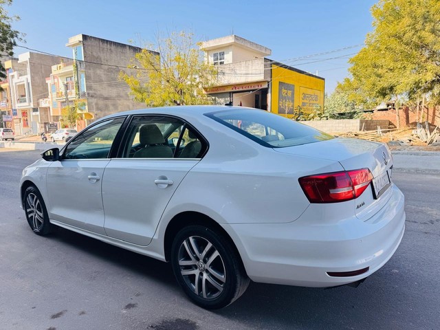 Second-hand 2016 Volkswagen Polo 1.2 MPI Highline for sale in Jaipur-7