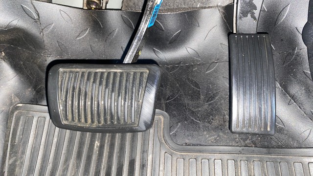 Second-hand 2023 Hyundai i20 Asta Opt IVT for sale in Kolkata-25