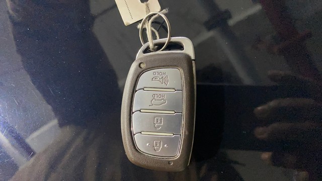 Second-hand 2023 Hyundai i20 Asta Opt IVT for sale in Kolkata-10