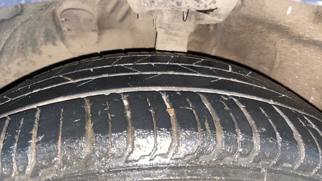 Second-hand 2023 Hyundai i20 Asta Opt IVT for sale in Kolkata-11