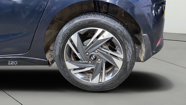 Second-hand 2023 Hyundai i20 Asta Opt IVT for sale in Kolkata-29