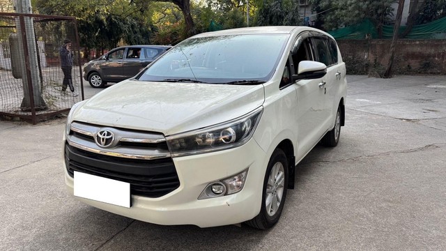 Second-hand 2020 Toyota Innova Crysta 2.4 G MT for sale in New Delhi-3