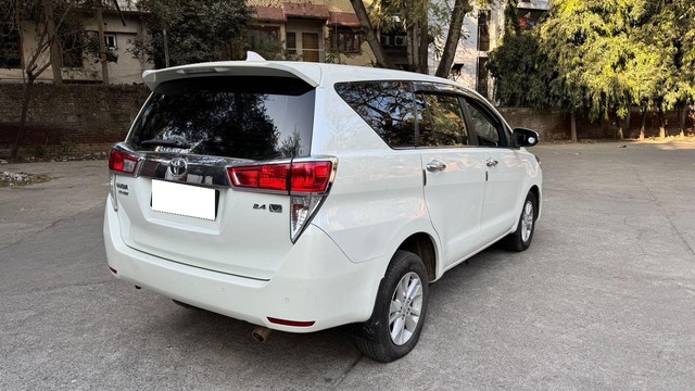 Second-hand 2020 Toyota Innova Crysta 2.4 G MT for sale in New Delhi-9