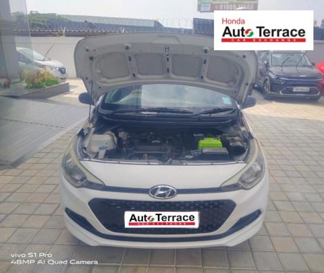 Second-hand 2016 Hyundai i20 Era 1.2 for sale in Pondicherry-7