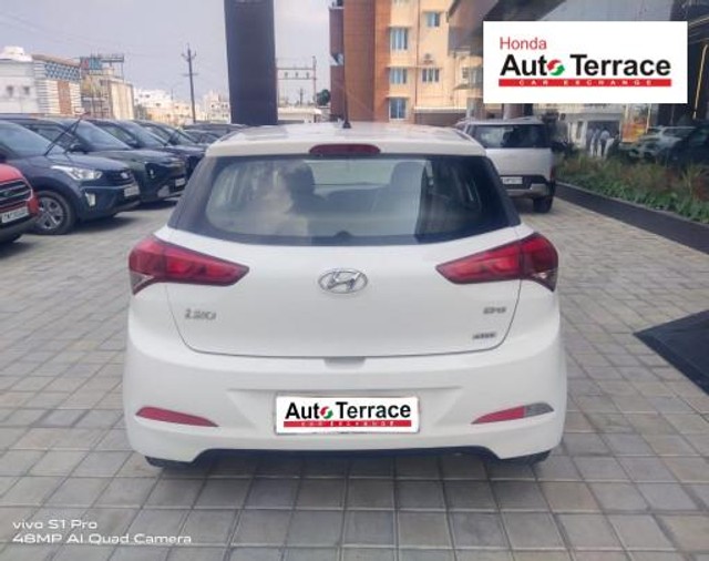 Second-hand 2016 Hyundai i20 Era 1.2 for sale in Pondicherry-3