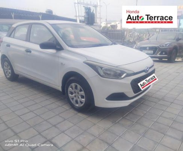 Second-hand 2016 Hyundai i20 Era 1.2 for sale in Pondicherry-13