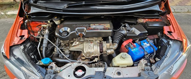 Second-hand 2015 Honda Jazz 1.5 V i DTEC for sale in Kolkata-5