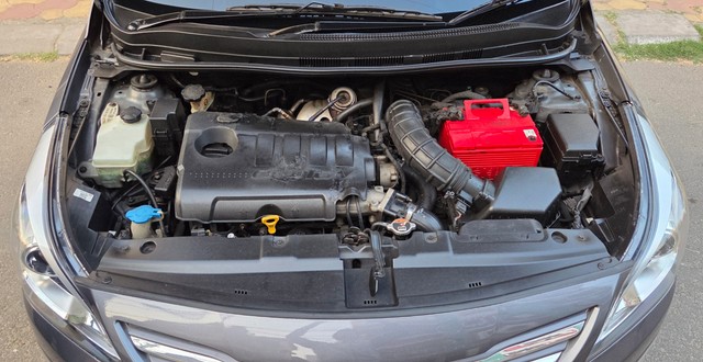 Hyundai Verna 1.6 SX CRDi (O) Second-hand 2015 Hyundai Verna 1.6 SX CRDi (O) for sale in Kolkata-6