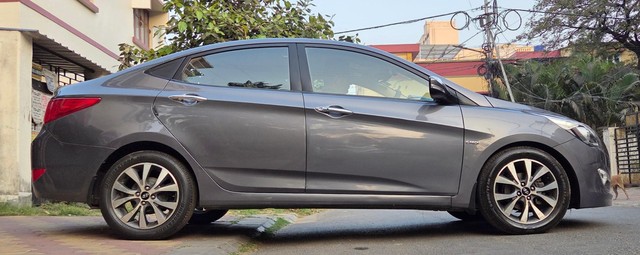 Hyundai Verna 1.6 SX CRDi (O) Second-hand 2015 Hyundai Verna 1.6 SX CRDi (O) for sale in Kolkata-10