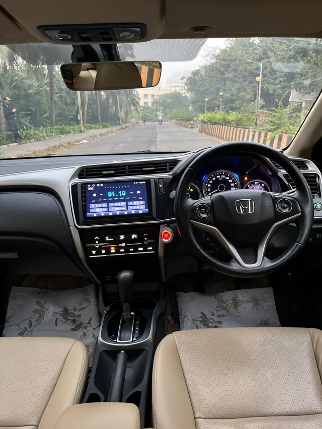 Second-hand 2017 Honda City i-VTEC CVT VX for sale in Mumbai-29