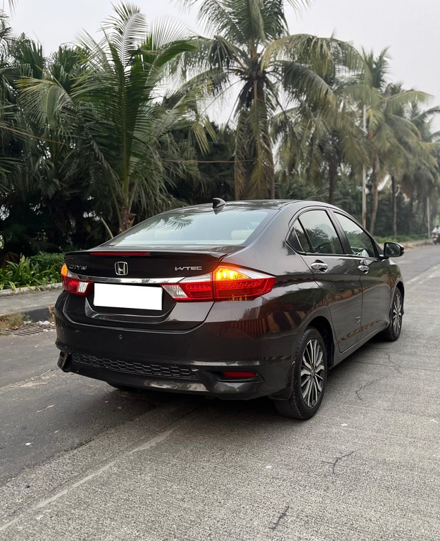 Second-hand 2017 Honda City i-VTEC CVT VX for sale in Mumbai-36