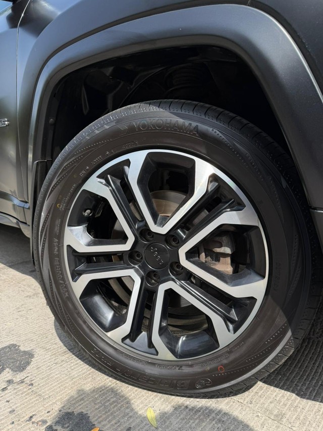 Second-hand 2023 Jeep Compass 2.0 Model S Opt 4x4 AT for sale in Bangalore-5