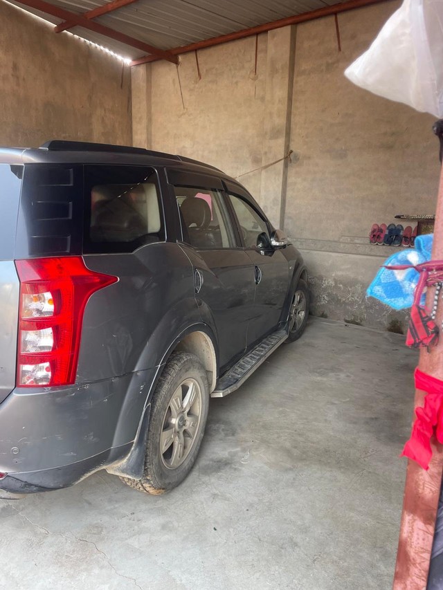 Second-hand 2012 Mahindra XUV500 W8 2WD for sale in Jaipur-1