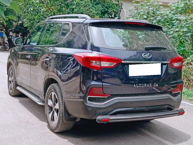 Second-hand 2022 Mahindra Alturas G4 4X2 AT for sale in Bangalore-2