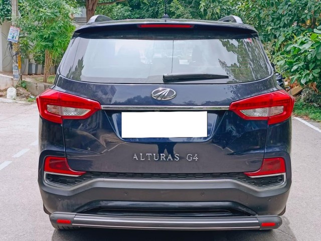 Second-hand 2022 Mahindra Alturas G4 4X2 AT for sale in Bangalore-6