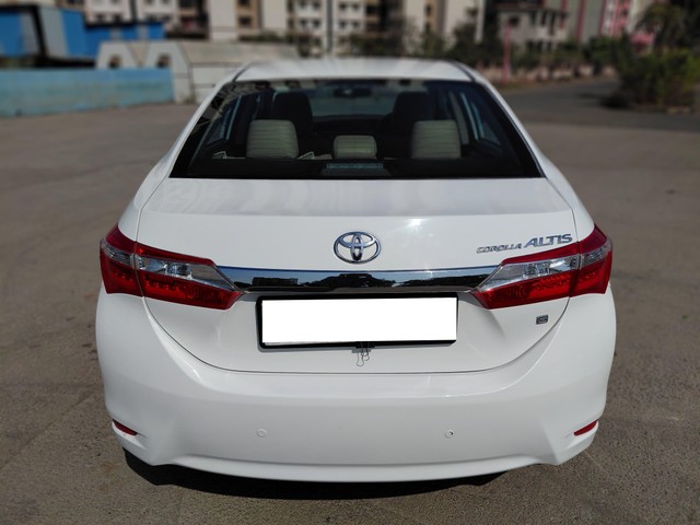 Second-hand 2015 Toyota Corolla Altis G AT for sale in Mumbai-2
