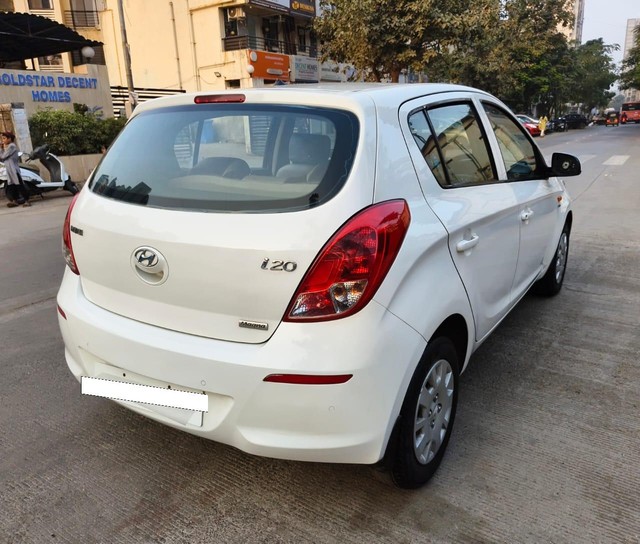 Second-hand 2012 Hyundai i20 Magna for sale in Mumbai-7