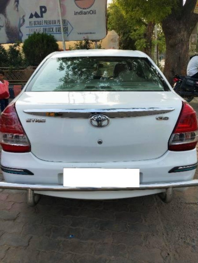 Second-hand 2015 Toyota Etios GD for sale in Firozabad-1