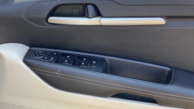 Kia Sonet HTX Turbo DCT BSVI Second-hand 2023 Kia Sonet HTX Turbo DCT BSVI for sale in Ahmedabad-17