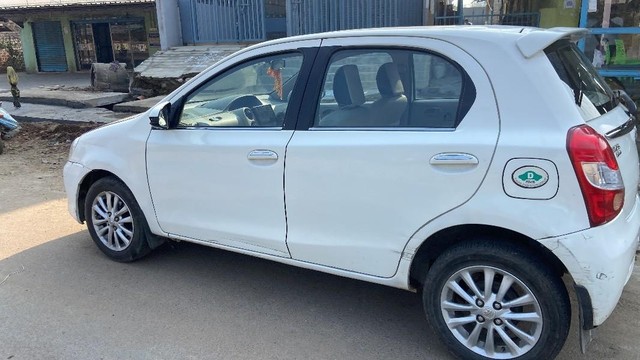 Toyota Etios Liva VXD Second-hand 2014 Toyota Etios Liva VXD for sale in Khammam-4