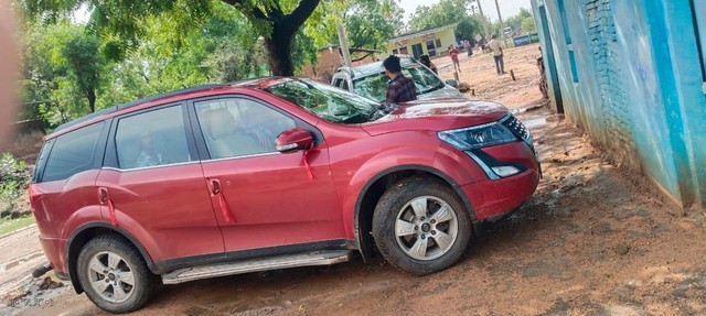 Second-hand 2014 Mahindra XUV500 Sportz for sale in Lalitpur-0