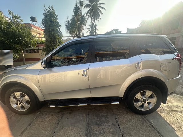 Second-hand 2013 Mahindra XUV500 W8 FWD for sale in Mysore-2