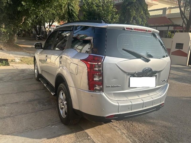Second-hand 2013 Mahindra XUV500 W8 FWD for sale in Mysore-7